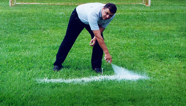 Brasileiro inventor do Spray de barreira vence a Fifa Na Justiça e irá receber indenização