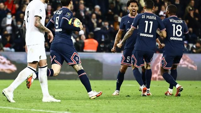''Mandou bem ''Zagueiro Brasileiro marca , e PSG vence o Lille de virada no Francês !